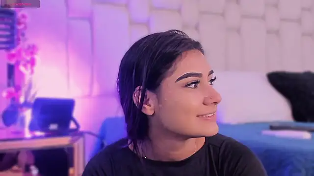 KatherineRuiz  online show from 03/06/26, 12:11