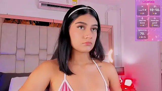 Snapshot of KatherineRuiz_ chatting on 04/26/26, 12:13 KatherineRuiz online show from 04/26/26, 12:13