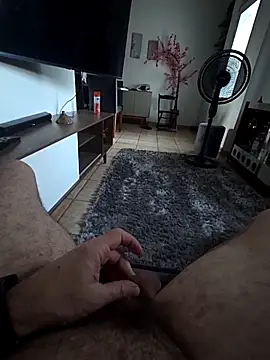 Snapshot of MemorableVector66 chatting on 03/02/26, 09:44 MemorableVector66 online show from 03/02/26, 09:44