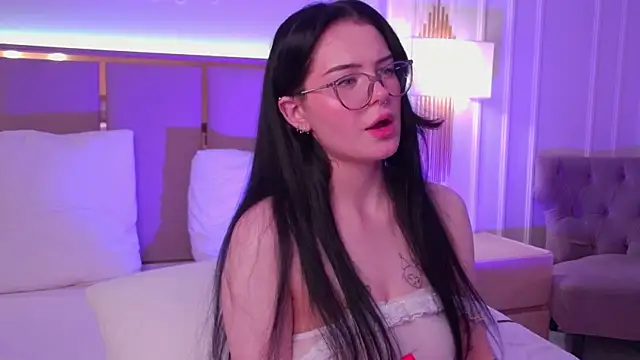 CindyMil online show from 06/28/26, 03:51
