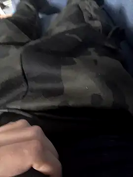 Snapshot of ilcazzone32 chatting on 03/01/26, 02:39 ilcazzone32 online show from 03/01/26, 02:39