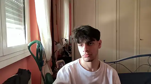 ilcazzone32 online show from 04/16/26, 10:49