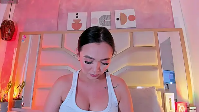 Samantha-Pardo online show from 04/14/26, 09:20