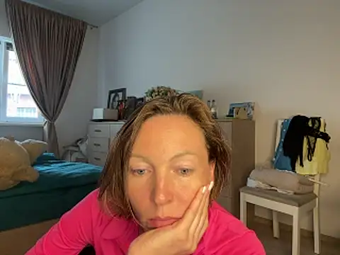 angelicfenix online show from 04/01/26, 12:06