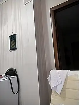 MilkCandyGirl online show from 07/14/26, 05:19