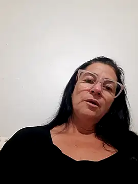 Snapshot of Camilegaucha chatting on 05/02/26, 01:11 Camilegaucha online show from 05/02/26, 01:11