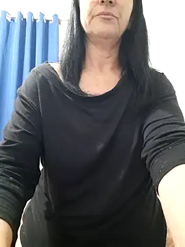 Snapshot of Camilegaucha chatting on 06/19/26, 01:00 Camilegaucha online show from 06/19/26, 01:00
