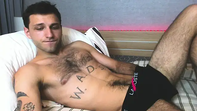 DarkRogue19 online show from 04/08/26, 04:08