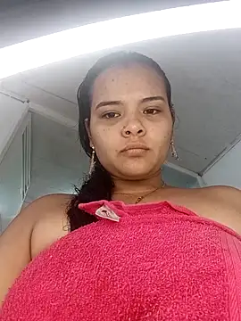 Emily Rouse23 online show from 04/30/26, 08:49