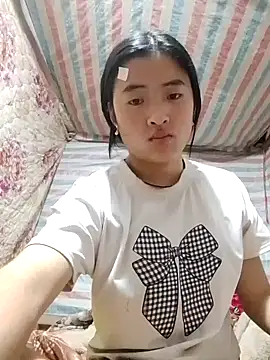 Lala-labu online show from 03/31/26, 08:16