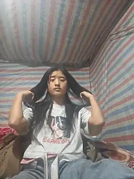 Lala-labu online show from 03/06/26, 01:55