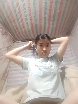 Lala-labu online show from 03/19/26, 11:32