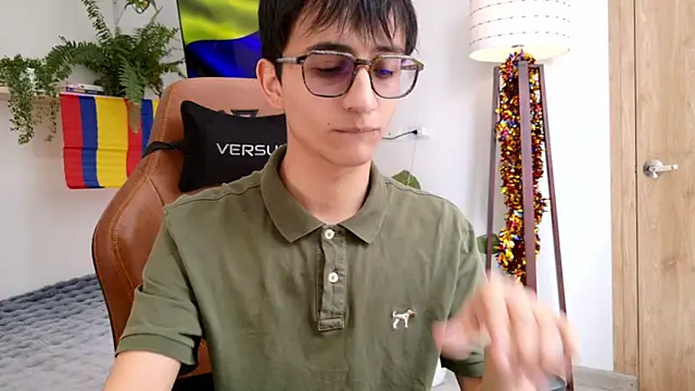 Snapshot of Sr_evann chatting on 06/30/26, 03:45 Sr evann online show from 06/30/26, 03:45