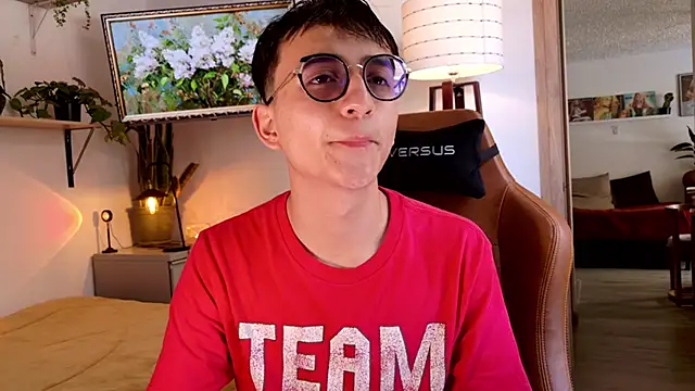 Snapshot of Sr_evann chatting on 02/26/26, 02:28 Sr evann online show from 02/26/26, 02:28