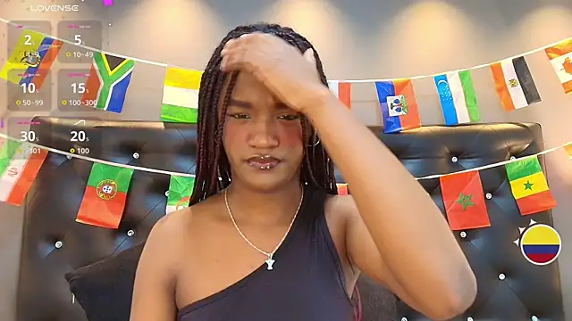 Chloebrunnie online show from 07/10/26, 12:27