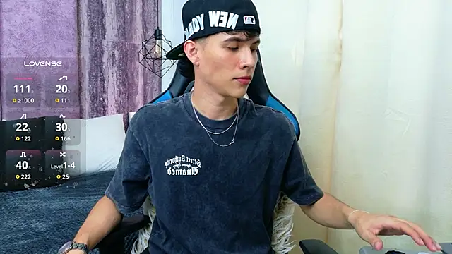 AronTawers online show from 05/22/26, 08:07