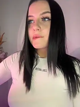 Snapshot of LolaKONG chatting on 03/01/26, 06:52 LolaKONG online show from 03/01/26, 06:52