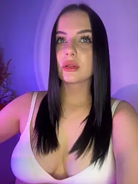 Snapshot of LolaKONG chatting on 02/26/26, 05:35 LolaKONG online show from 02/26/26, 05:35