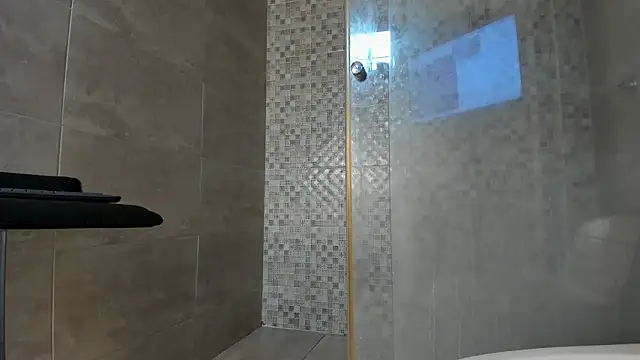 emily gaviria1 online show from 03/10/26, 12:09