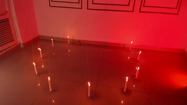 emily gaviria1 online show from 04/10/26, 12:34