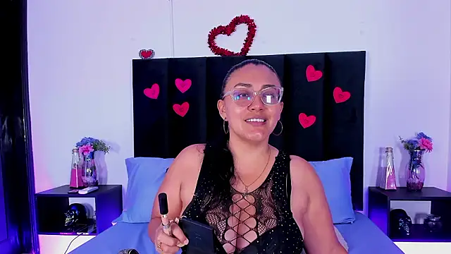 scarlet  ray  online show from 03/02/26, 12:01