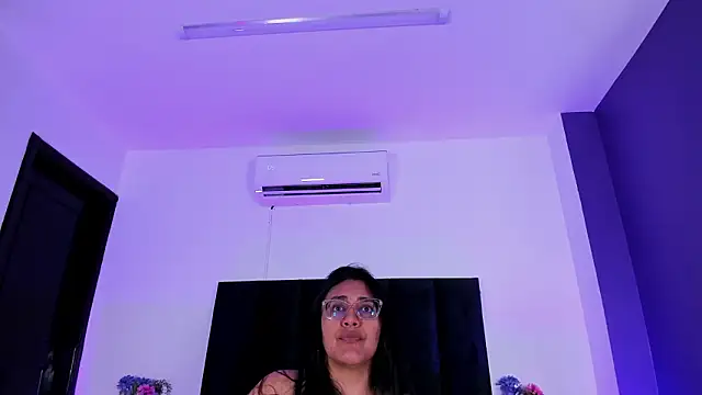 scarlet  ray  online show from 03/23/26, 12:05