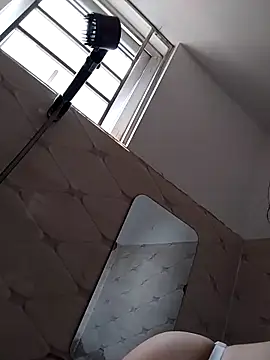 Jinnie sexy online show from 03/12/26, 06:17