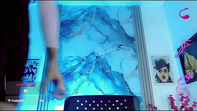 madison mujica  online show from 04/09/26, 11:16