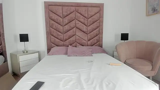 Korall  online show from 04/02/26, 12:56