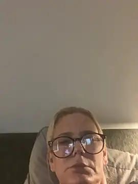 Amelie BlondeXX online show from 03/07/26, 11:05