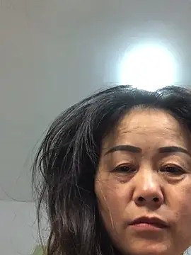 xiaotong2026 online show from 04/12/26, 01:25