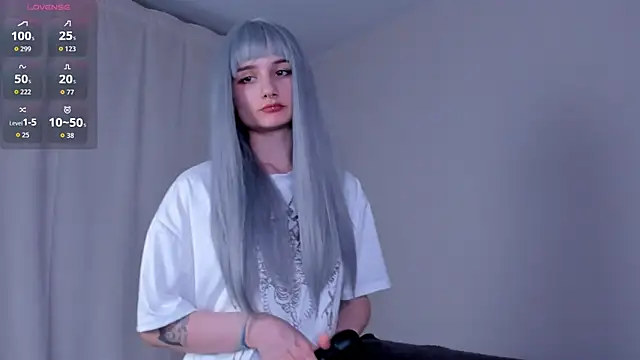 kira montelle online show from 04/05/26, 07:09