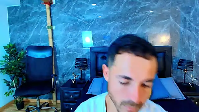 Snapshot of Adams_Sanz chatting on 03/17/26, 07:39 Adams Sanz online show from 03/17/26, 07:39