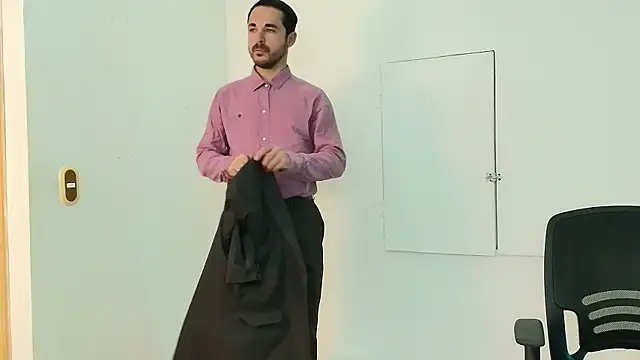 Adams Sanz online show from 06/18/26, 07:19