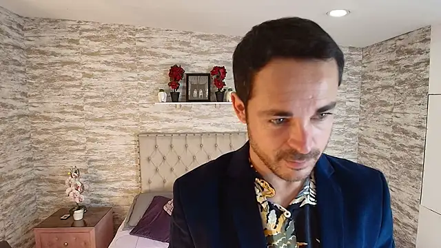 Adams Sanz online show from 05/22/26, 07:34