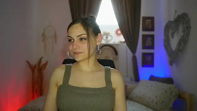 Sidney Sweety online show from 05/10/26, 01:14
