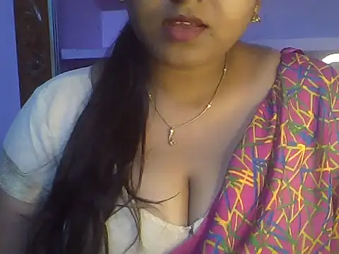 Snapshot of Tamil_Kuttyma chatting on 07/11/26, 02:06 Tamil Kuttyma online show from 07/11/26, 02:06