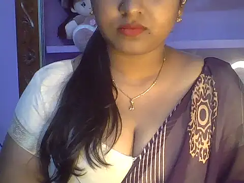 Snapshot of Tamil_Kuttyma chatting on 06/28/26, 01:28 Tamil Kuttyma online show from 06/28/26, 01:28