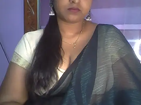 Snapshot of Tamil_Kuttyma chatting on 06/10/26, 12:06 Tamil Kuttyma online show from 06/10/26, 12:06