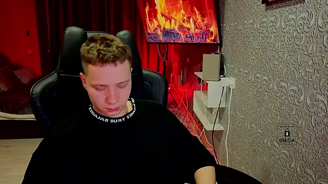 Karl Night  online show from 04/14/26, 05:51