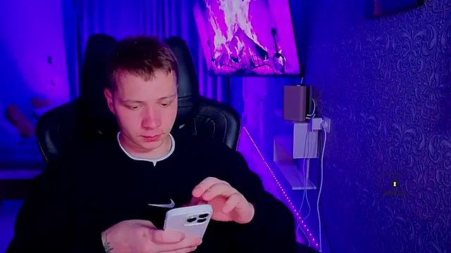 Karl Night  online show from 05/12/26, 06:14