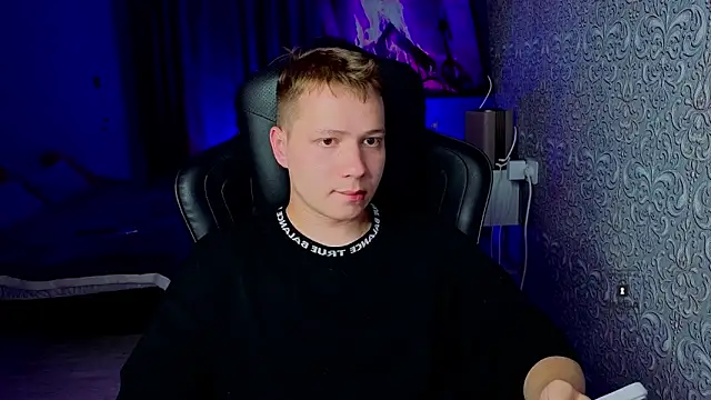 Karl Night  online show from 06/04/26, 07:29