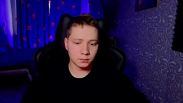 Snapshot of Karl_Night_ chatting on 02/25/26, 05:18 Karl Night online show from 02/25/26, 05:18