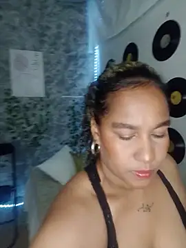 Snapshot of medusafox_ chatting on 05/10/26, 04:49 medusafox online show from 05/10/26, 04:49