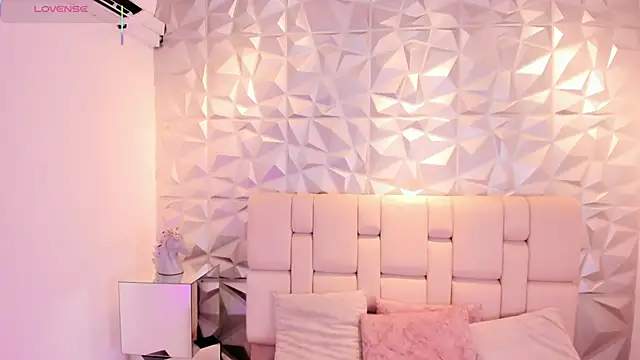 mell muller online show from 04/09/26, 12:00