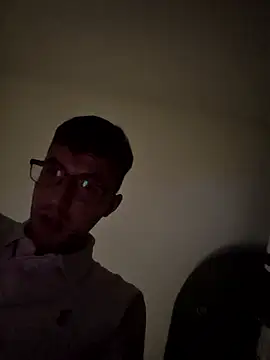 Snapshot of Gerikan12 chatting on 03/04/26, 03:58 Gerikan12 online show from 03/04/26, 03:58