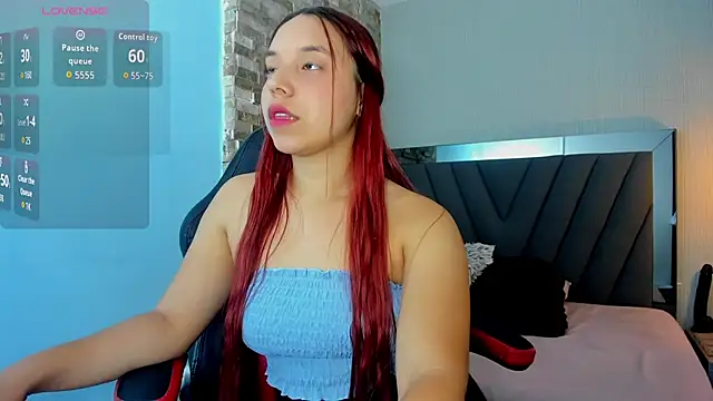 LUCIA KHAN online show from 05/21/26, 07:22