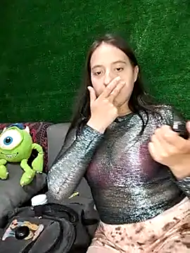 MaskedLatinaX online show from 04/22/26, 04:03