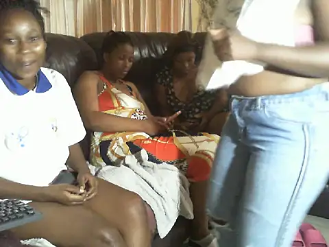 BLACK-VELVET22 online show from 02/24/26, 11:00