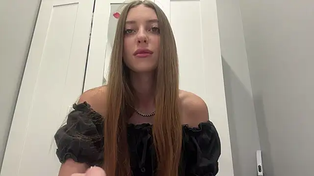 selena favn online show from 03/16/26, 03:25